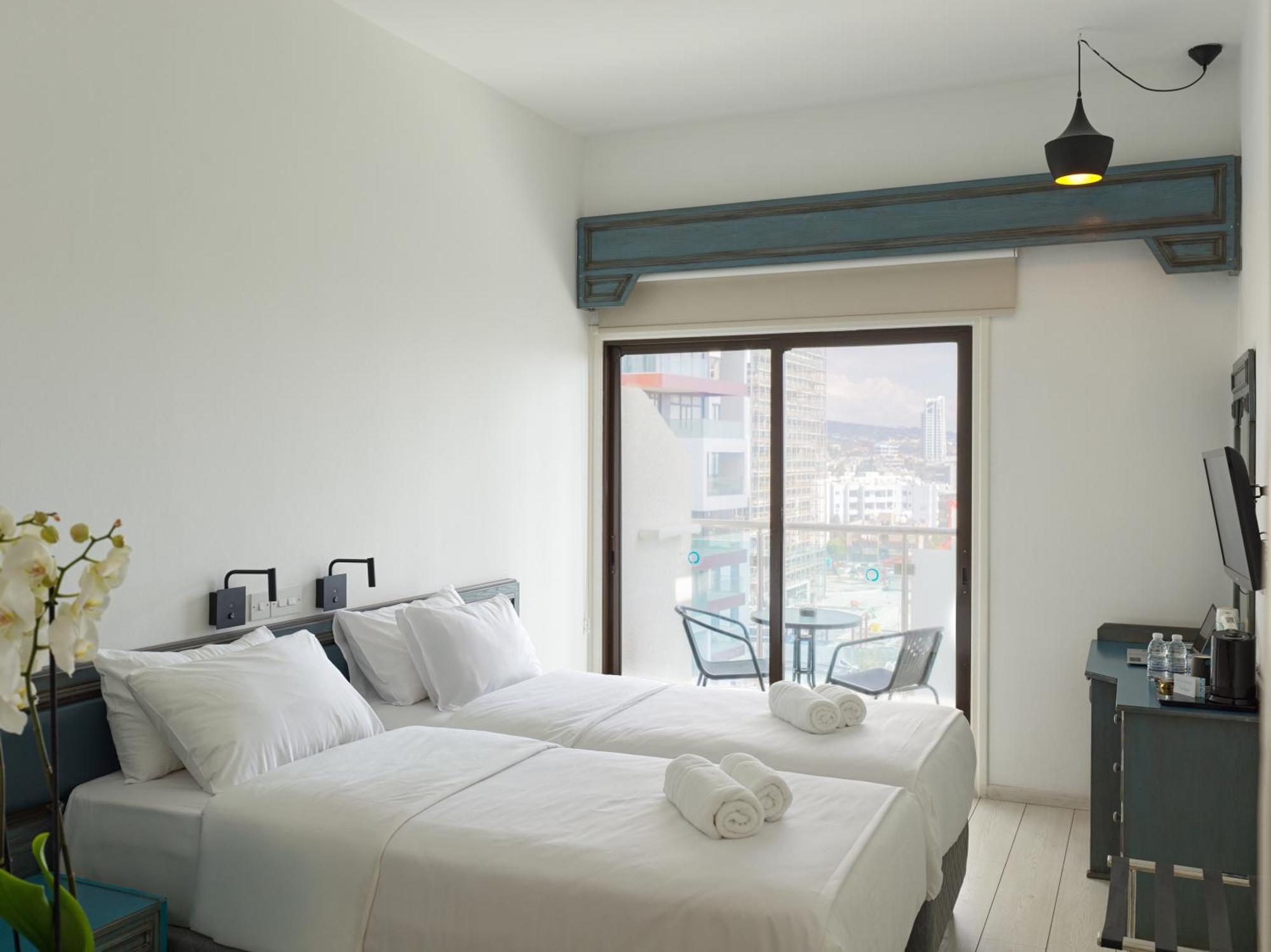 Tsanotel Limisso Esterno foto